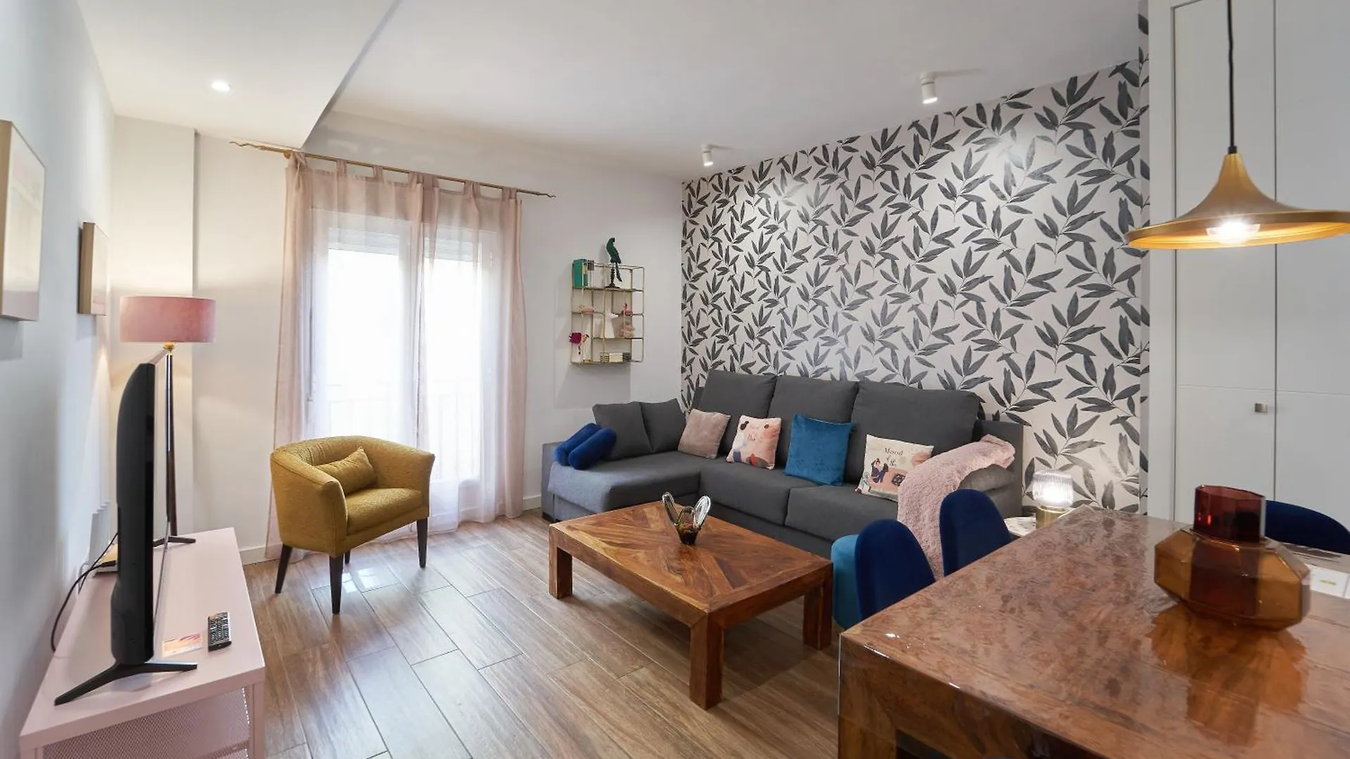 El Coso Boutique Lucena Apartment